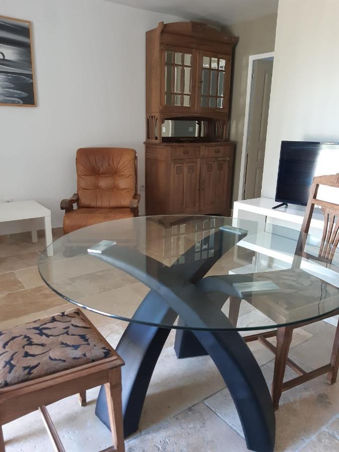 Au Pays Du Ventoux Bed & Breakfast Le Thor Luaran gambar