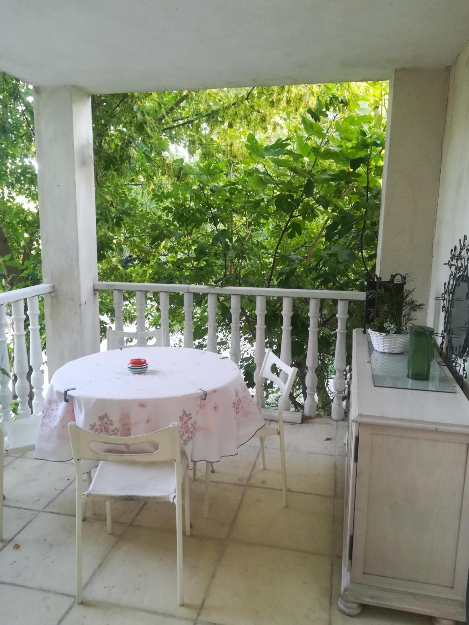 Au Pays Du Ventoux Bed & Breakfast Le Thor Luaran gambar