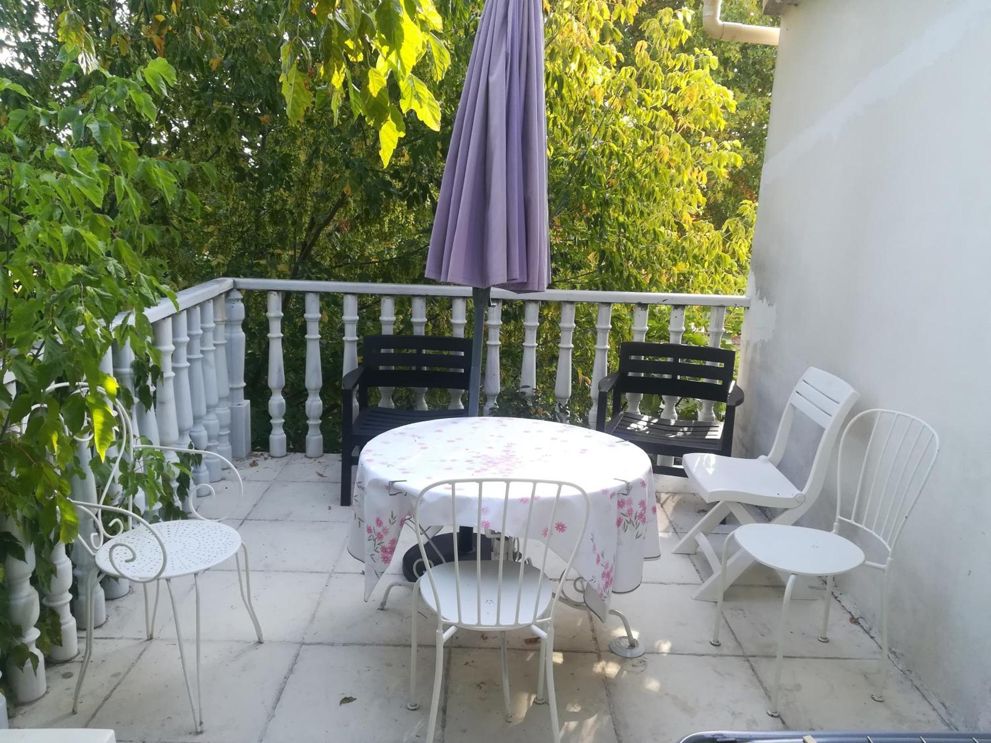Au Pays Du Ventoux Bed & Breakfast Le Thor Luaran gambar