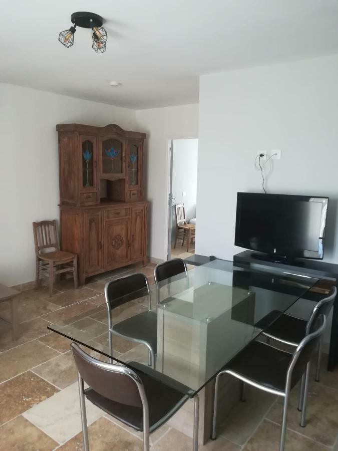 Au Pays Du Ventoux Bed & Breakfast Le Thor Luaran gambar